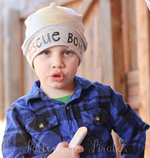 FREE PDF PATTERN- Banded Knit Beanies for men, women, children and babies