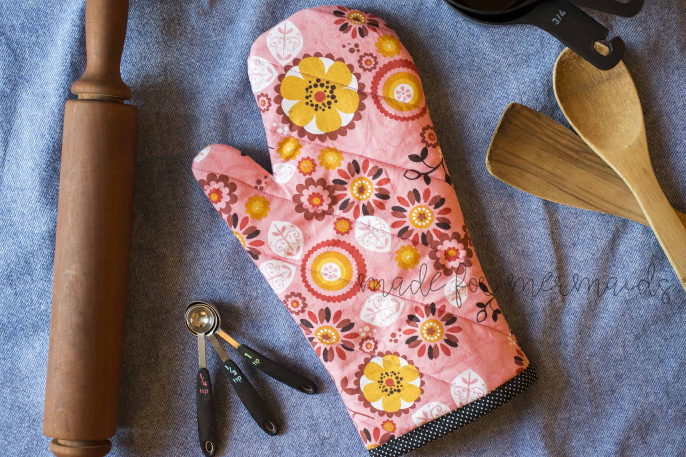 Oven Mitt Sewing Pattern • Wife-made
